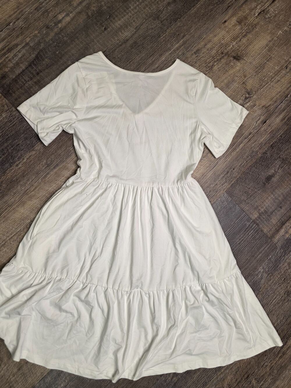 AUSELILY Womens Dress Small White V-Neck Short Sleeve Tiered Pockets NWT